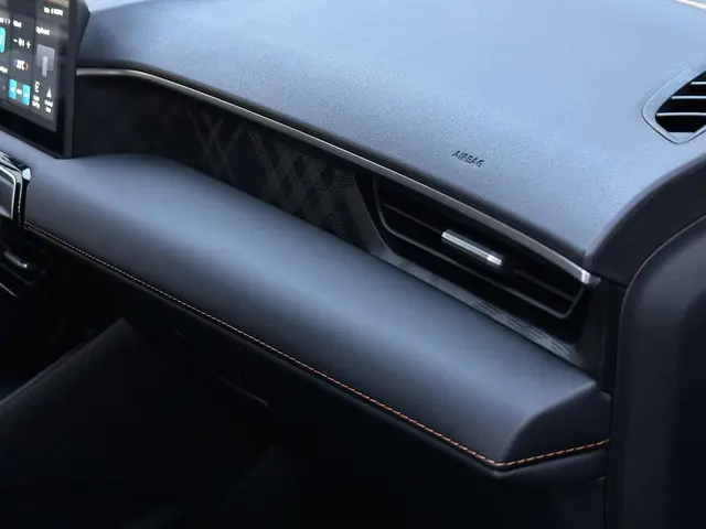 MG MG3 Hybrid+ 1.5 Hybrid+ Luxury 2024 Hybride Benzine 45