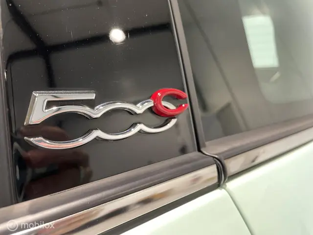 Fiat 500C 0.9 TwinAir Turbo Lounge Cabrio 2017 Benzine 4