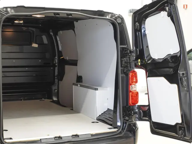 Peugeot Expert 2.0 BlueHDI 145PK L3 2023 Diesel 11