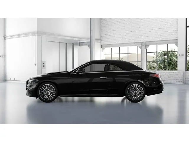 Mercedes-Benz CLE Cabriolet 200 AMG Line 2025 Benzine 9
