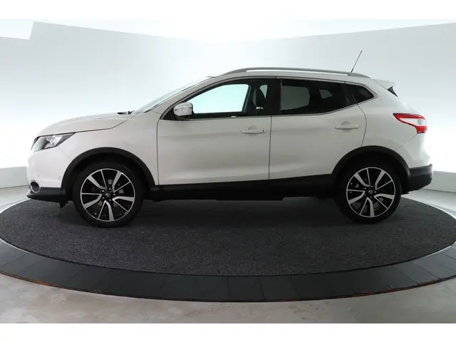 Nissan QASHQAI 1.2 Premier Edition 2014 Benzine 9