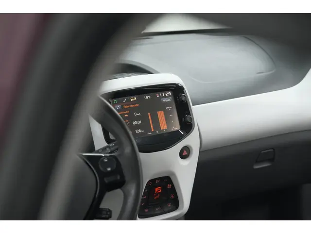 Peugeot 108 1.0 e-VTi Première 2014 Benzine 48