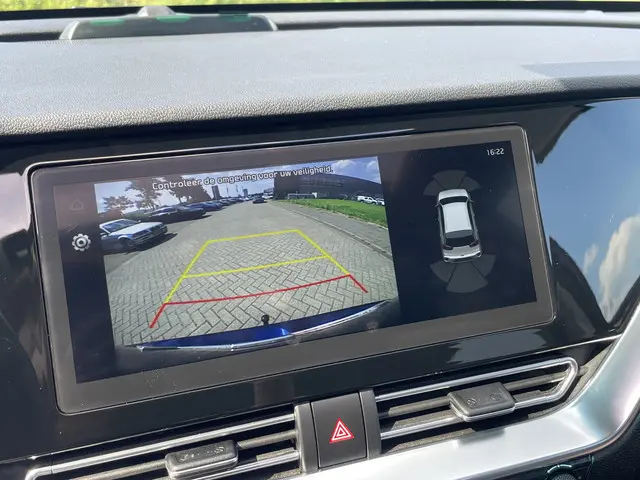 Kia e-Niro DynamicPlusLine 64 kWh 2022 Elektrisch 24