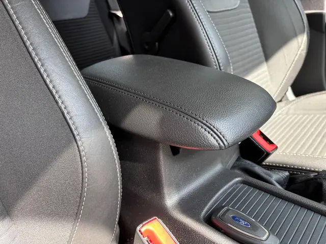 Ford Focus Wagon 1.0 Titanium 2016 Benzine 18