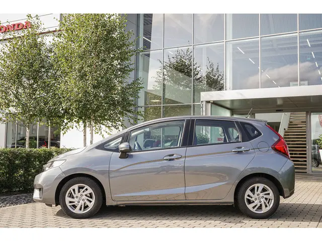 Honda Jazz 1.3i VTEC COMFORT 2018 Benzine 51
