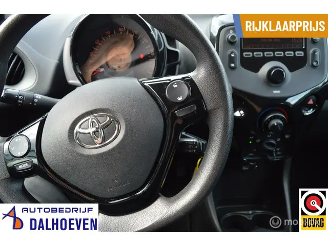 Toyota Aygo 1.0 VVT-i x 2018 Benzine 15