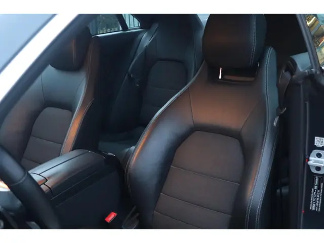 Mercedes-Benz E-Klasse Coupé 200 Ambition 2014 Benzine 18