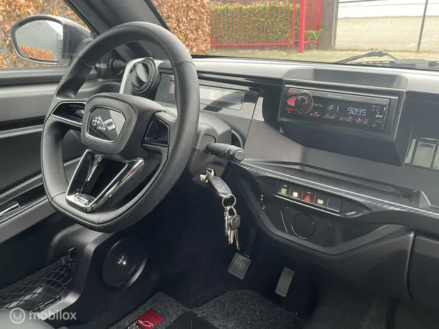 Ligier Myli Brommobiel I.DEAL 8 kWh 2023 Elektrisch 9