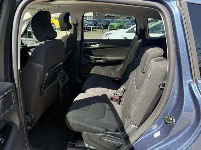 Ford S-Max 2.5 FHEV Titanium 7pers 2022 Hybride Benzine 35