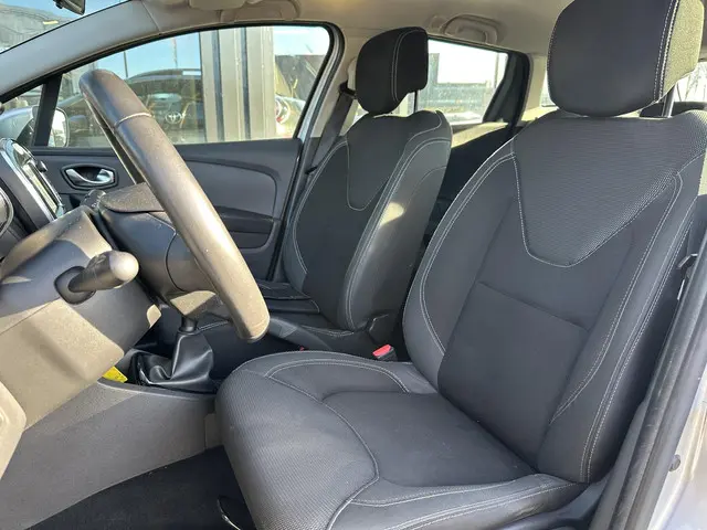 Renault Clio Estate 0.9 TCe Zen 2017 Benzine 11