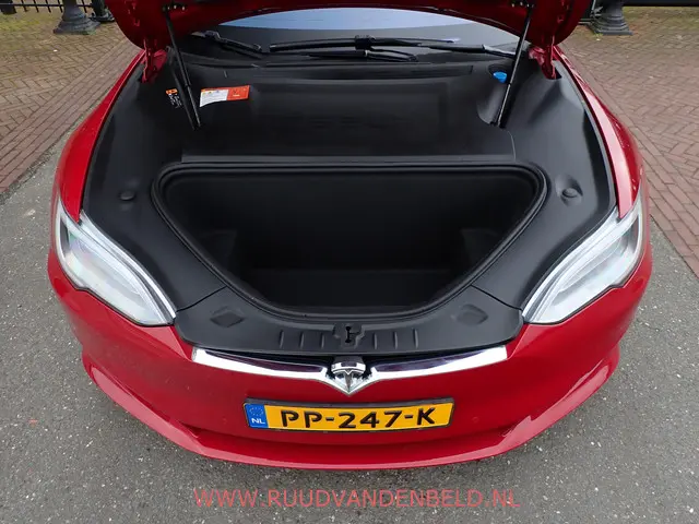 Tesla Model S 75D 2017 Elektrisch 31