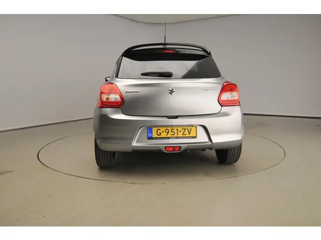Suzuki Swift 1.2 Select 2020 Benzine 3
