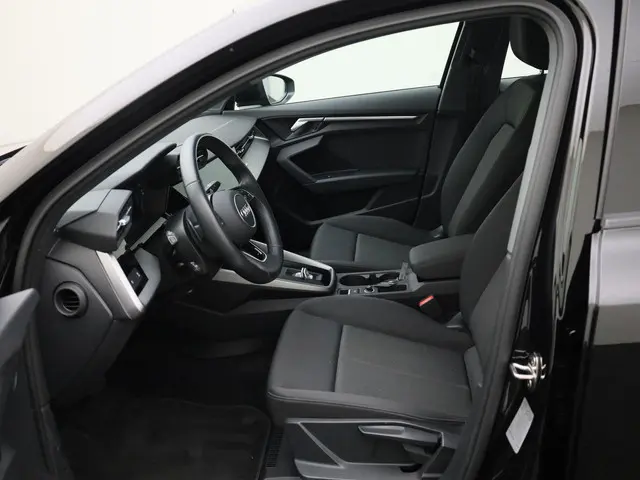 Audi A3 Limousine 30 TFSI 110PK S-tronic 2023 Benzine 16