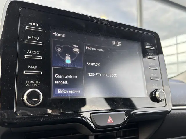 Toyota Yaris 1.5 Hybrid Active 2023 Hybride Benzine 23