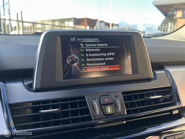 BMW 2 Serie Active Tourer 218i Essential 2016 Benzine 13