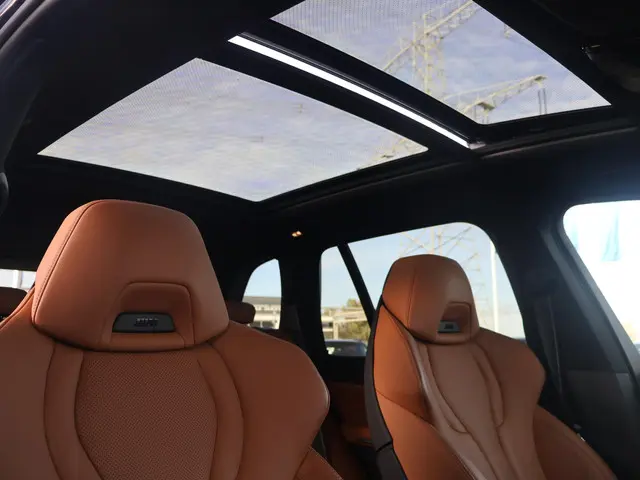 BMW X5 xDrive45e High Executive 2022 Hybride Benzine 38