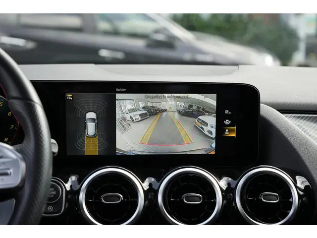 Mercedes-Benz GLA 250 AMG Line 2023 Benzine 20