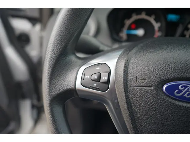 Ford Fiesta 1.25 2017 Benzine 22