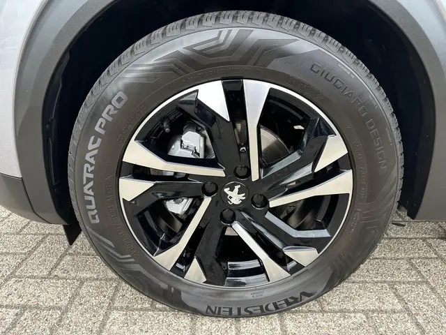 Peugeot 2008 1.2 Turbo 100 PK Allure Pack 2021 Benzine 41