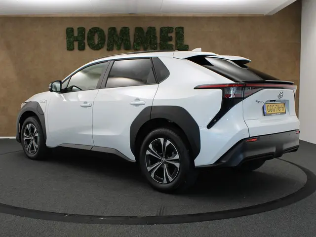 Toyota bZ4X Business 71 kWh 2023 Elektrisch 11