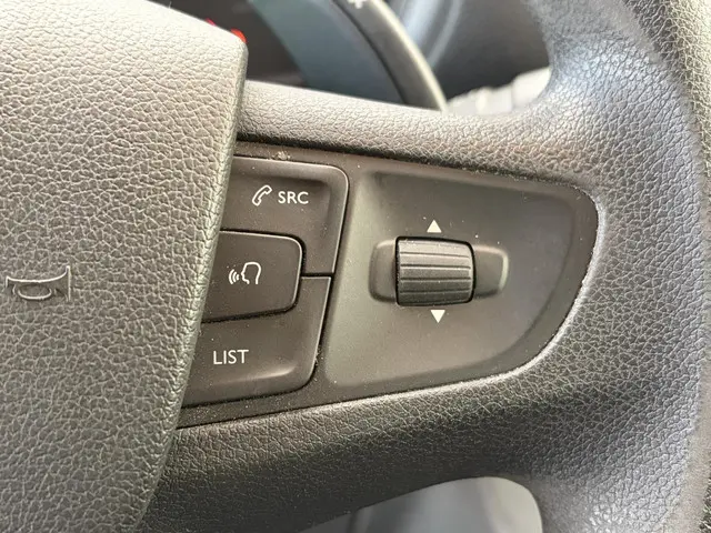 Peugeot Expert 2.0 BlueHDI 180 Long Premium 2020 Diesel 36