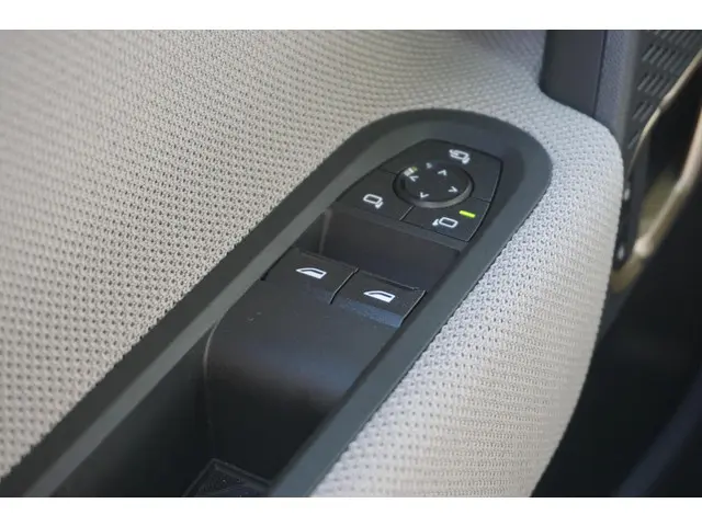 MINI 3-Deurs Cooper E 2025 Elektrisch 12