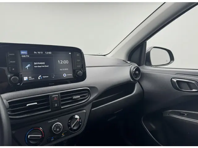 Hyundai i10 1.0 Comfort 5-zits Automaat 2020 Benzine 14