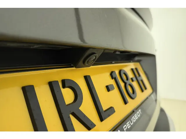 Peugeot 3008 1.6 HYbrid4 300pk GT 2023 Hybride Benzine 7