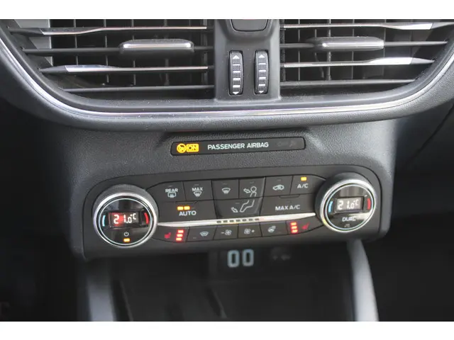 Ford Kuga 2.5 PHEV Vignale 2021 Hybride Benzine 9