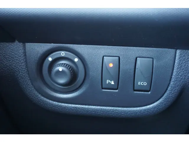 Dacia Logan MCV 0.9 TCe Stepway 2017 Benzine 18