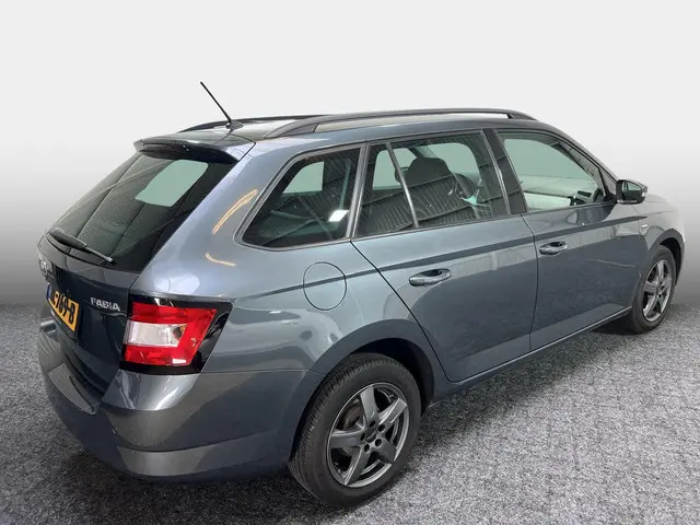 Škoda Fabia Combi 1.0 TSI Drive 2018 Benzine 4