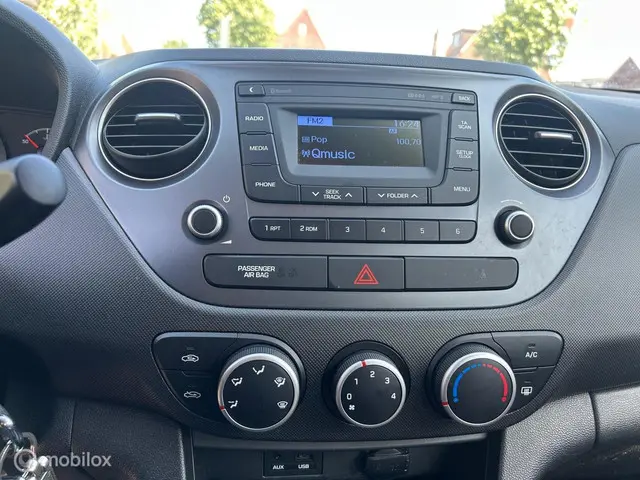 Hyundai i10 1.0i Comfort 2020 Benzine 8