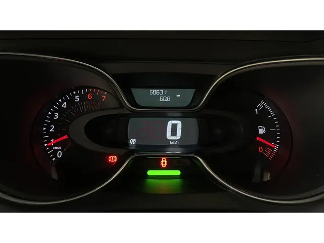 Renault Captur 0.9 TCe Bose 2019 Benzine 10
