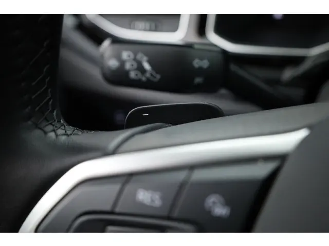 Volkswagen Polo 1.0 TSI R-Line 2025 Benzine 11