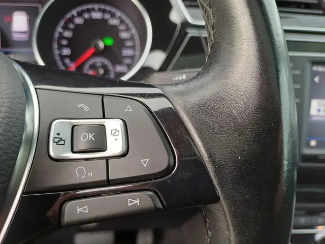 Volkswagen Touran 1.8 TSI Highline 2017 Benzine 50