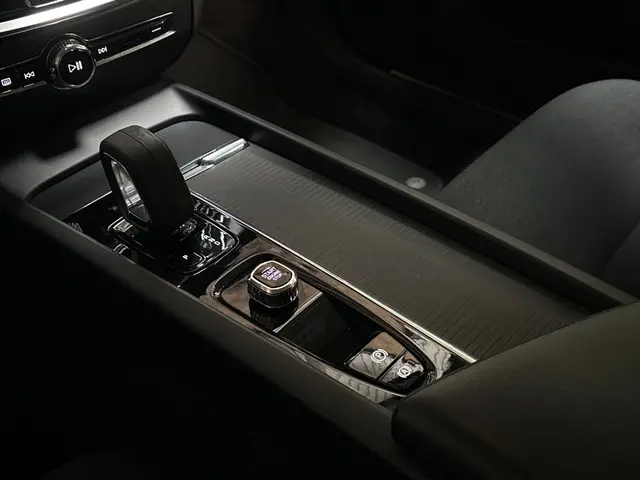 Volvo V60 2.0 B3 Sport 2021 Benzine 9