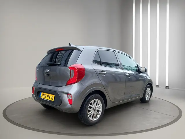 Kia Picanto 1.2 Dynamic Line 4 cyl 2021 Benzine 6