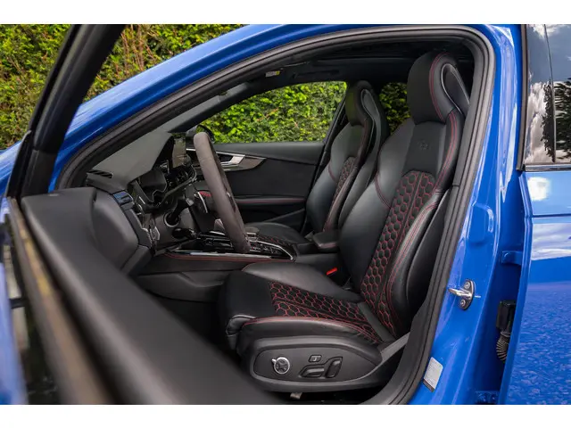Audi RS4 Avant quattro 2021 Benzine 5
