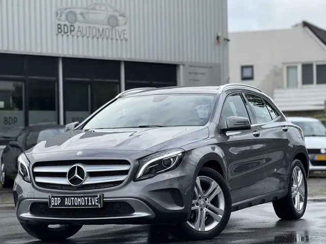 Mercedes-Benz GLA 200 Ambition 2015 Benzine 2