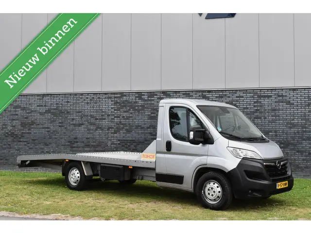 Opel Movano 2
