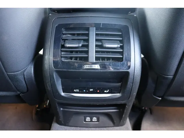 BMW iX3 Executive 80 kWh 2021 Elektrisch 14