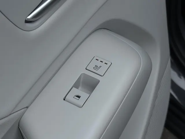 Hyundai Kona 1.6 GDI HEV Premium 2024 Hybride Benzine 23