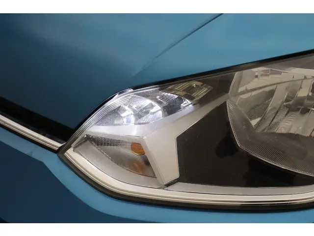 Volkswagen up! 1.0 BMT high up! 2019 Benzine 24