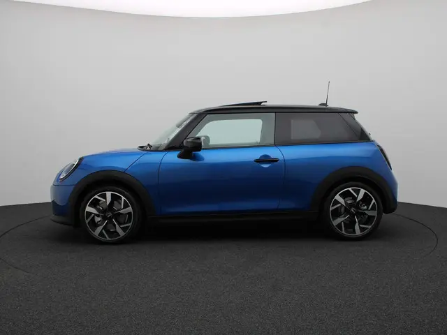 MINI 3-Deurs C 2025 Benzine 3