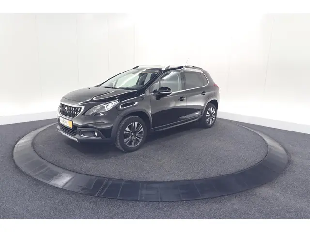 Peugeot 2008 PureTech 110 Allure 2019 Benzine 70