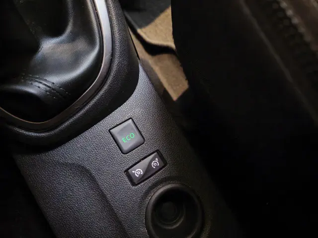 Renault Captur 0.9 TCe Intens Two-Tone 2018 Benzine 24