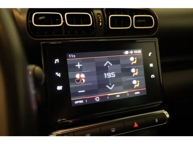 Citroën C3 Aircross PT 110 Shine 2020 Benzine 24