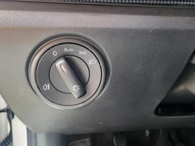 Volkswagen up! 1.0 BMT move up! 2019 Benzine 9