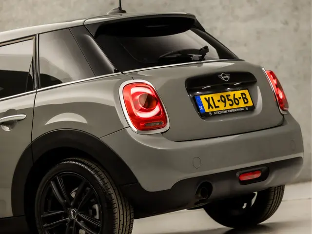 MINI One 1.5 One Sport 2019 Benzine 14