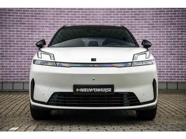 Lynk & Co 08 1.5 More 2025 Hybride Benzine 9